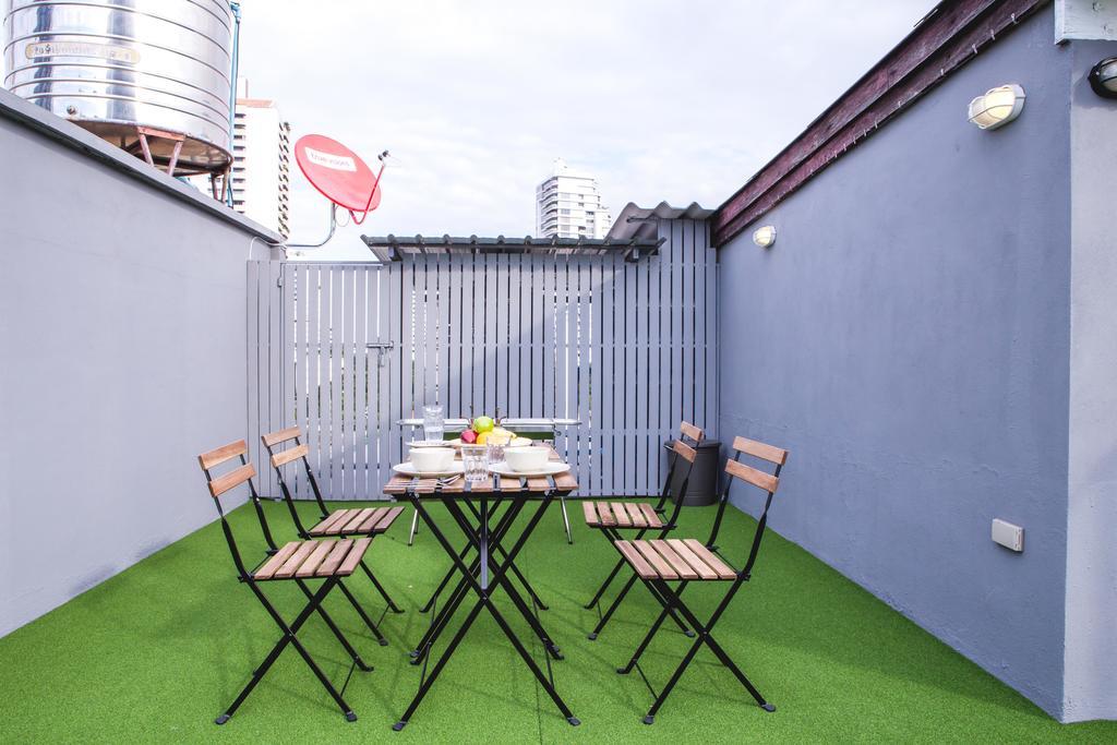Bob Hostel บ็อบโฮสเทล Банкок Екстериор снимка