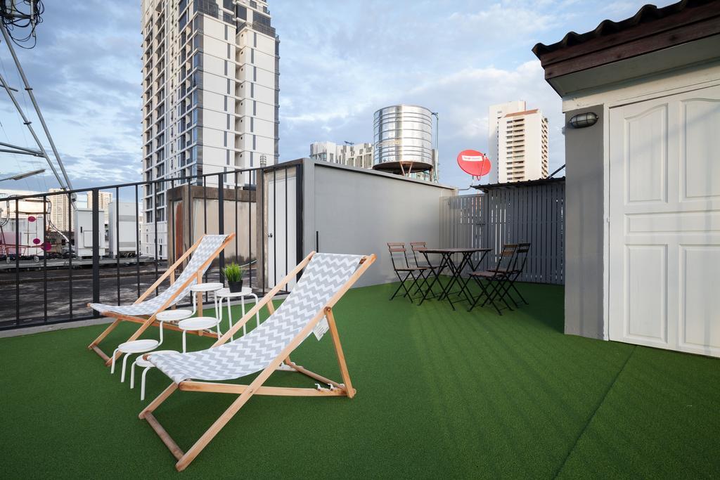 Bob Hostel บ็อบโฮสเทล Банкок Екстериор снимка