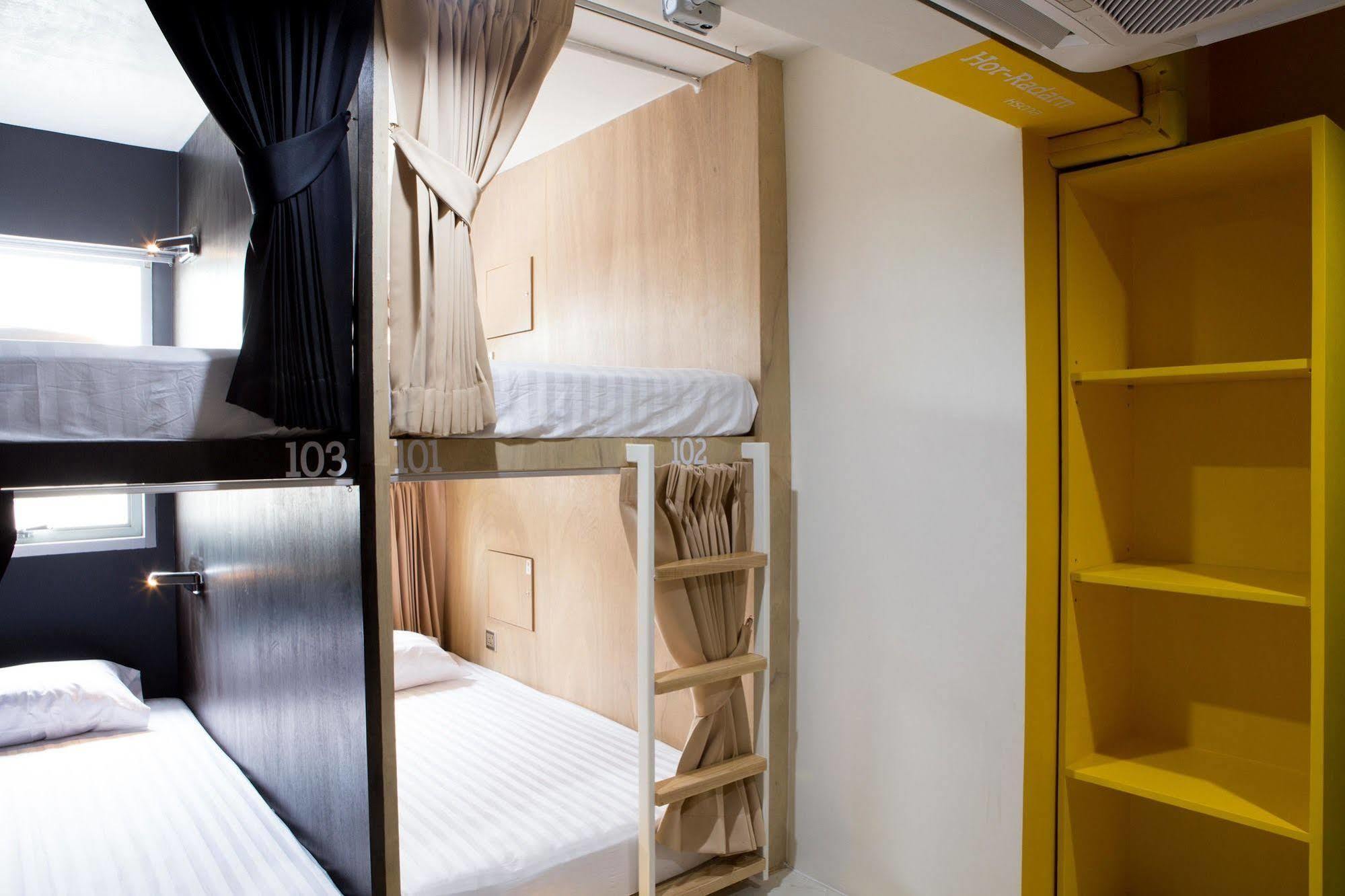 Bob Hostel บ็อบโฮสเทล Банкок Екстериор снимка