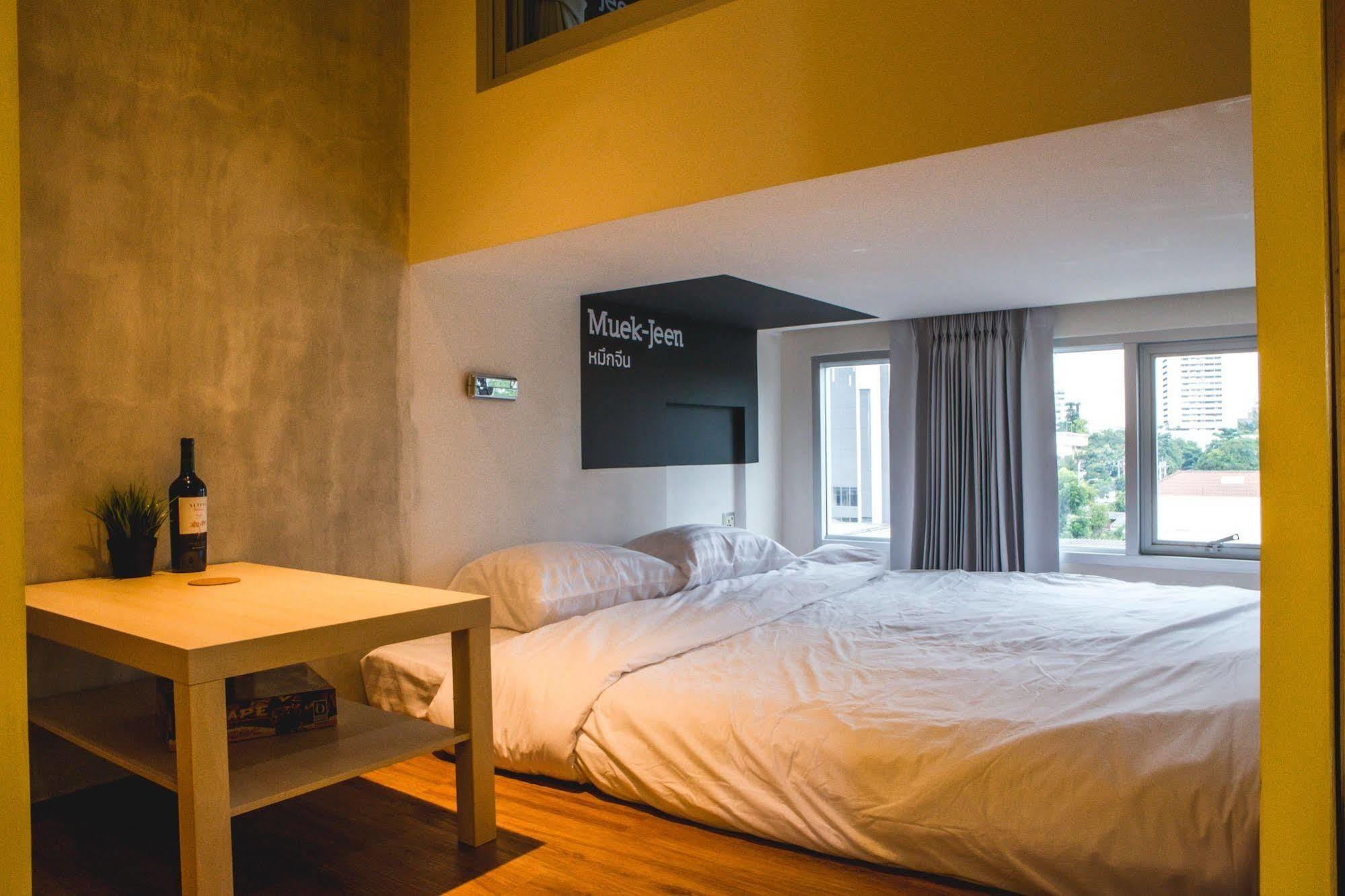 Bob Hostel บ็อบโฮสเทล Банкок Екстериор снимка